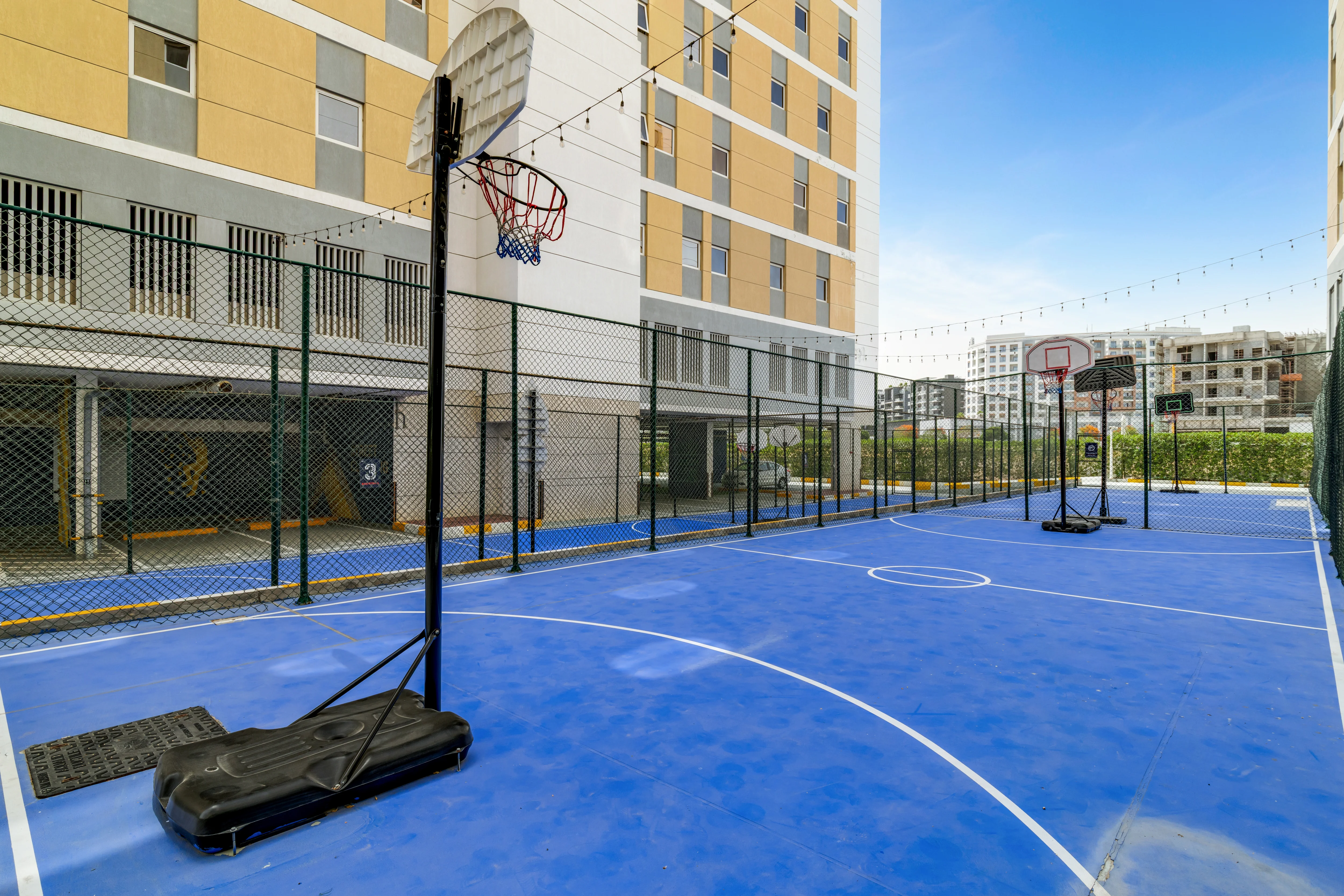lifestyle-Basketball Courts